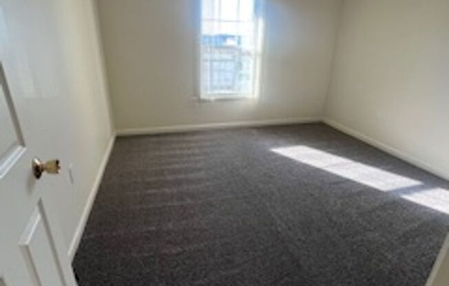 2 beds, 2 baths, 1,080 sqft, $1,189, Unit 53