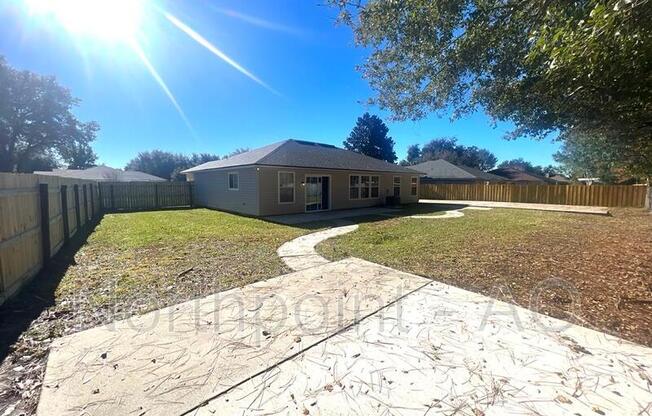 3 beds, 2 baths, 1,714 sqft, $1,895