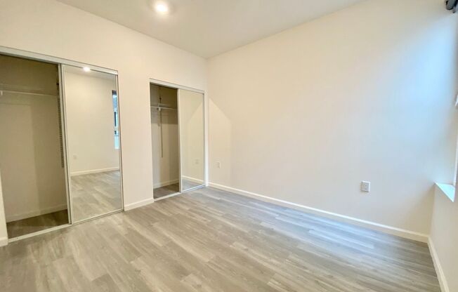 2 beds, 1 bath, 720 sqft, $3,330, Unit 1830 Alemany Blvd., Unit 210
