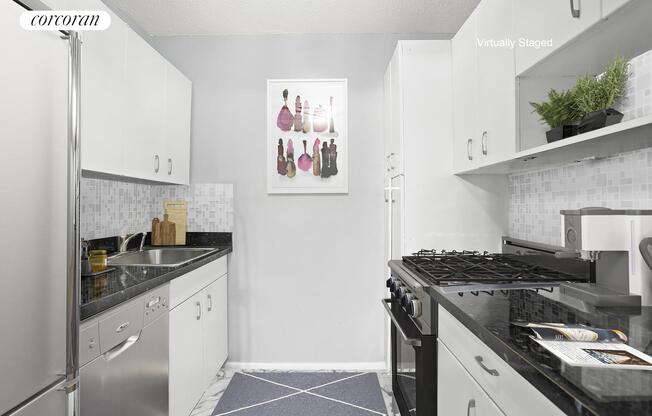 522 E 81 ST