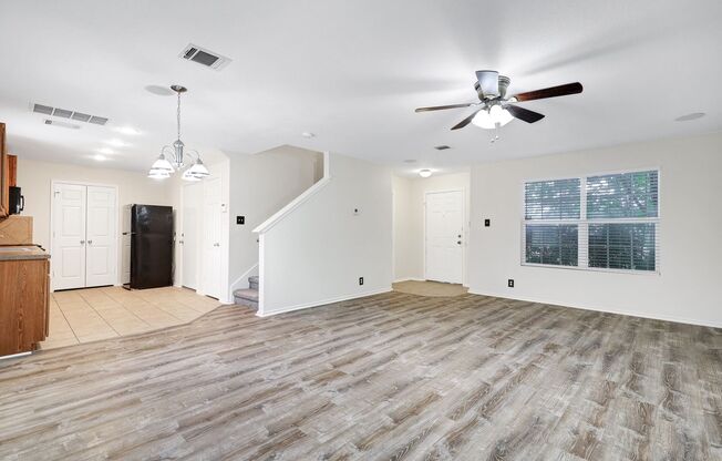 Spacious Two-Story Home in Laurel Mountain Ranch