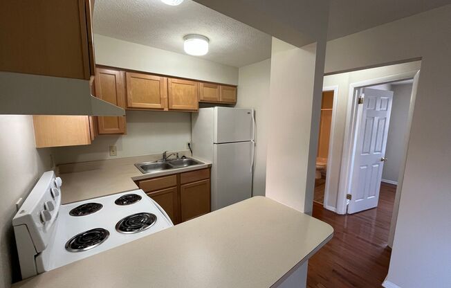 1 bed, 1 bath, 650 sqft, $795, Unit 4086-B5
