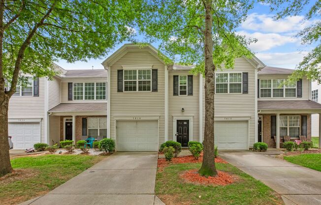 Three Bedroom Townhome in sought-after Matthews