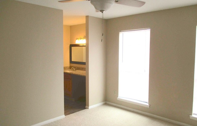 3 beds, 2.5 baths, $1,750