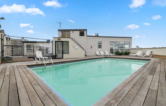 2 beds, 1.5 baths, 647 sqft, $3,600, Unit 6-16