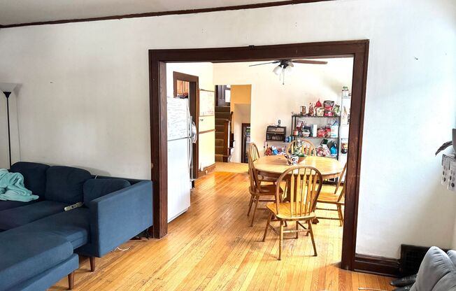 6BR/2.5BA Prime Location Right By Camp Randall