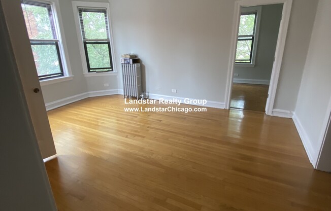 3256 W BELLE PLAINE