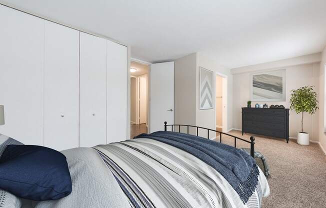 3 bedroom townhome room visual with bed and furnishings