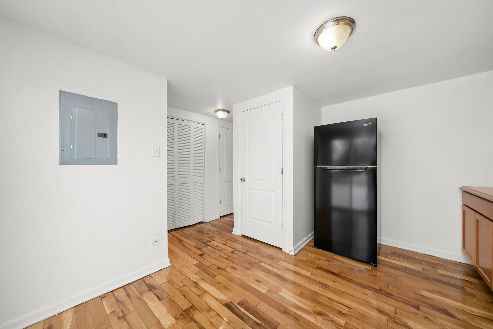 13300 S Indiana Chicago, IL 60827