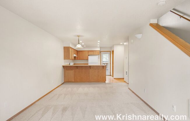 2 beds, 1.5 baths, 992 sqft, $1,650, Unit Unit #5285