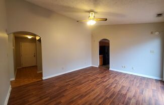 3 beds, 2 baths, $1,600