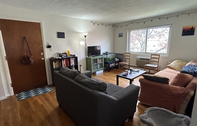 1078 Fellsway
