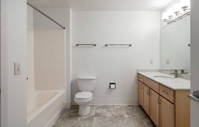 1 bed, 1 bath, 661 sqft, $1,825, Unit 0902