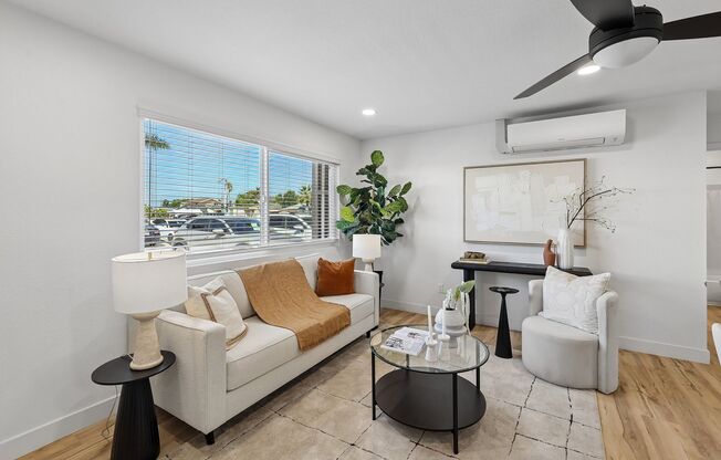 3 beds, 2.5 baths, 945 sqft, $3,395, Unit 1