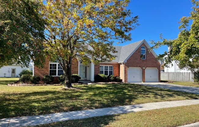 Beautiful Ranch in Courthouse Estates!