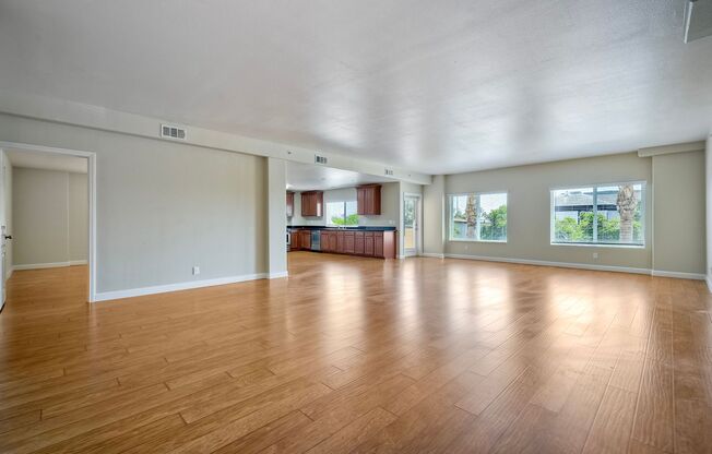 4 beds, 3.5 baths, 2,800 sqft, $4,695, Unit 210