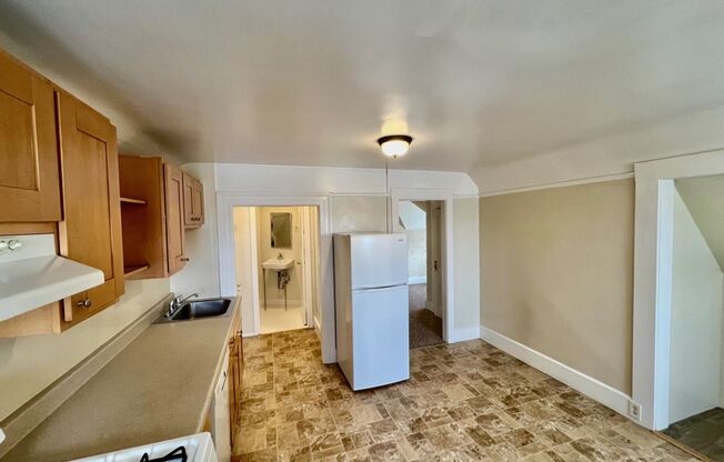 Studio, 1 bath, $1,995, Unit 6