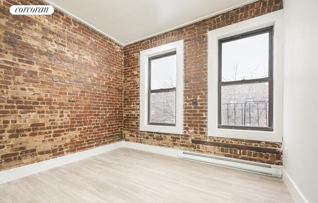 31 38 34 ST