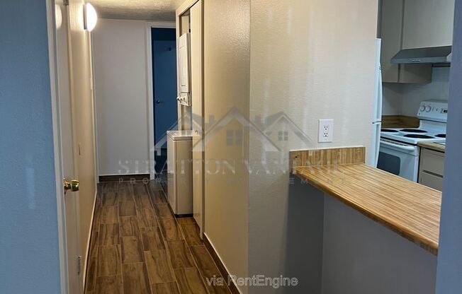 2 beds, 2 baths, 902 sqft, $1,190, Unit 147