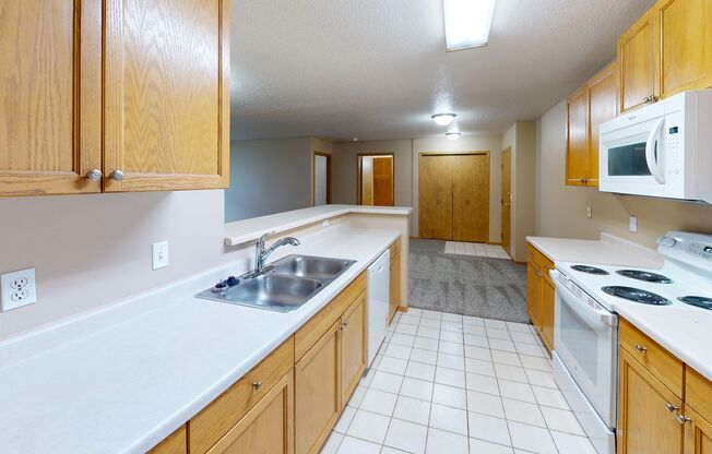 2 beds, 1 bath, 1,067 sqft, $1,195, Unit 3101-221