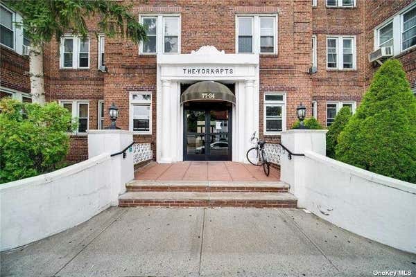 1 bed, 1 bath, $2,400, Unit 3L