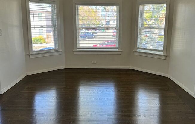 Remodeled 2bed/2bath HOME IN MIDTOWN!