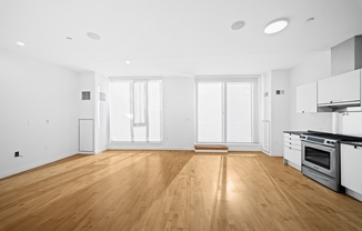 1 bed, 1.5 baths, 807 sqft, $5,000, Unit 609