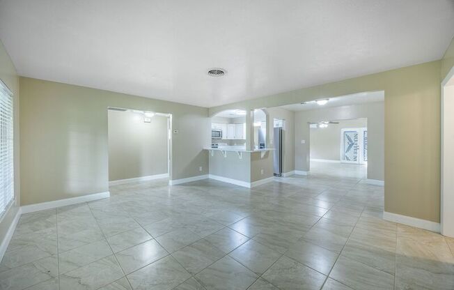 1436 TANGERINE CT