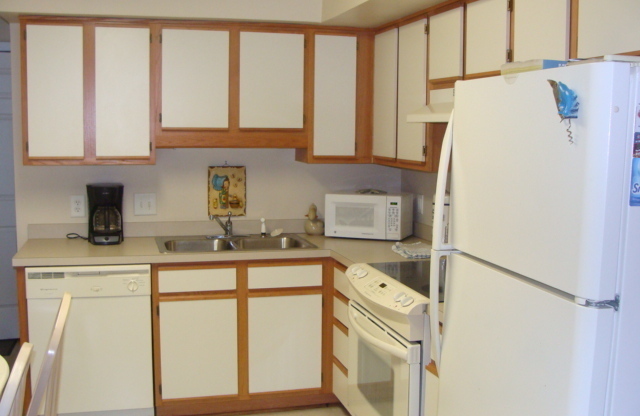 2 beds, 2 baths, $1,295