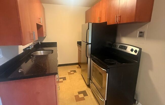 1 bed, 1 bath, 607 sqft, $1,795, Unit 315