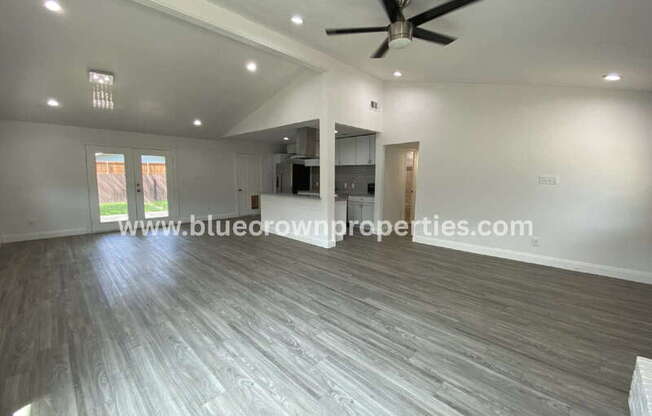 3035 TOWNSEND DR