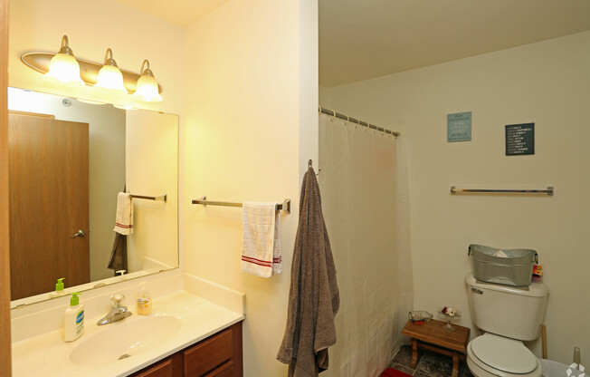 1 bed, 1 bath, $1,199.99, Unit 533-200