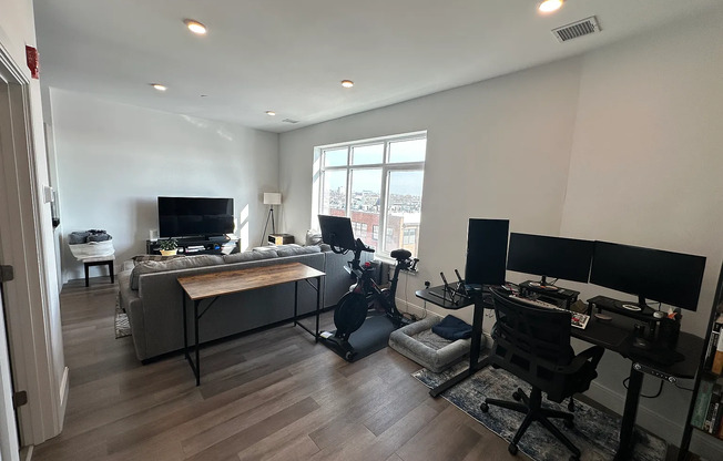 1 bed, 1 bath, $3,150, Unit 510