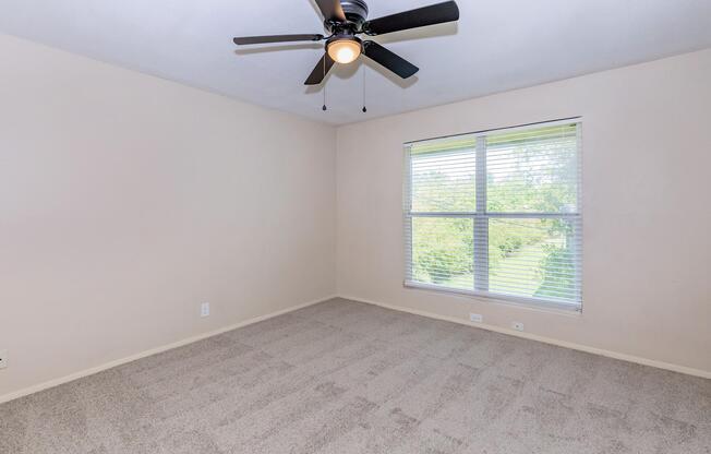 2 beds, 1 bath, 780 sqft, $1,379