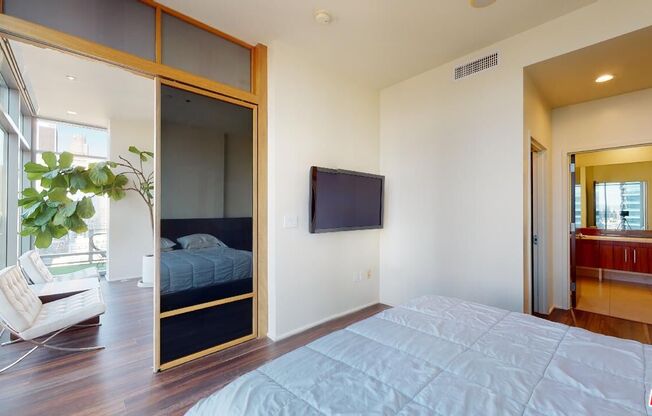 2 beds, 3 baths, 1,660 sqft, $6,000, Unit 1616