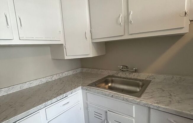 1 bed, 1 bath, 600 sqft, $1,295, Unit 4901