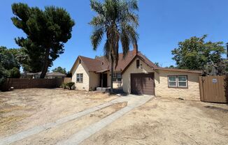 4789 E HEDGES AVE