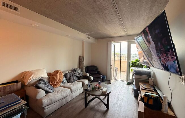 1 bed, 1 bath, 663 sqft, $2,200, Unit 705