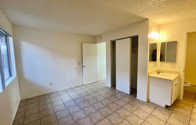 1 bed, 1 bath, 381 sqft, $1,650, Unit 3770-4