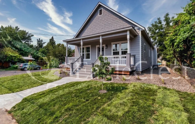 Remodeled Four Bedroom House Located Near Whitman College