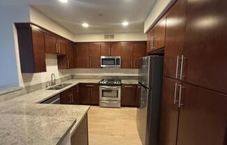 3 beds, 2.5 baths, 1,500 sqft, $3,200, Unit 102
