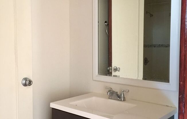 Studio, 1 bath, 400 sqft, $1,425, Unit I315