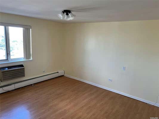 2 beds, 2 baths, 400 sqft, $2,850, Unit 8F