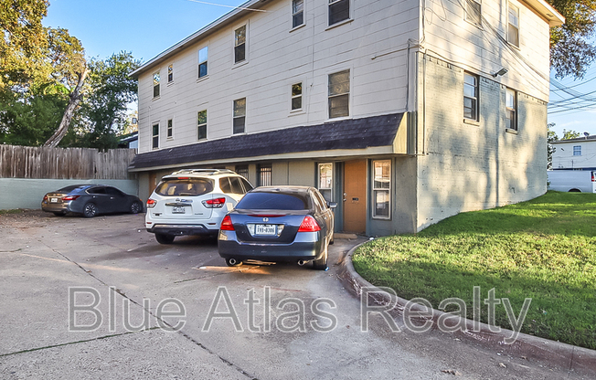 2215 RIVERVIEW DR