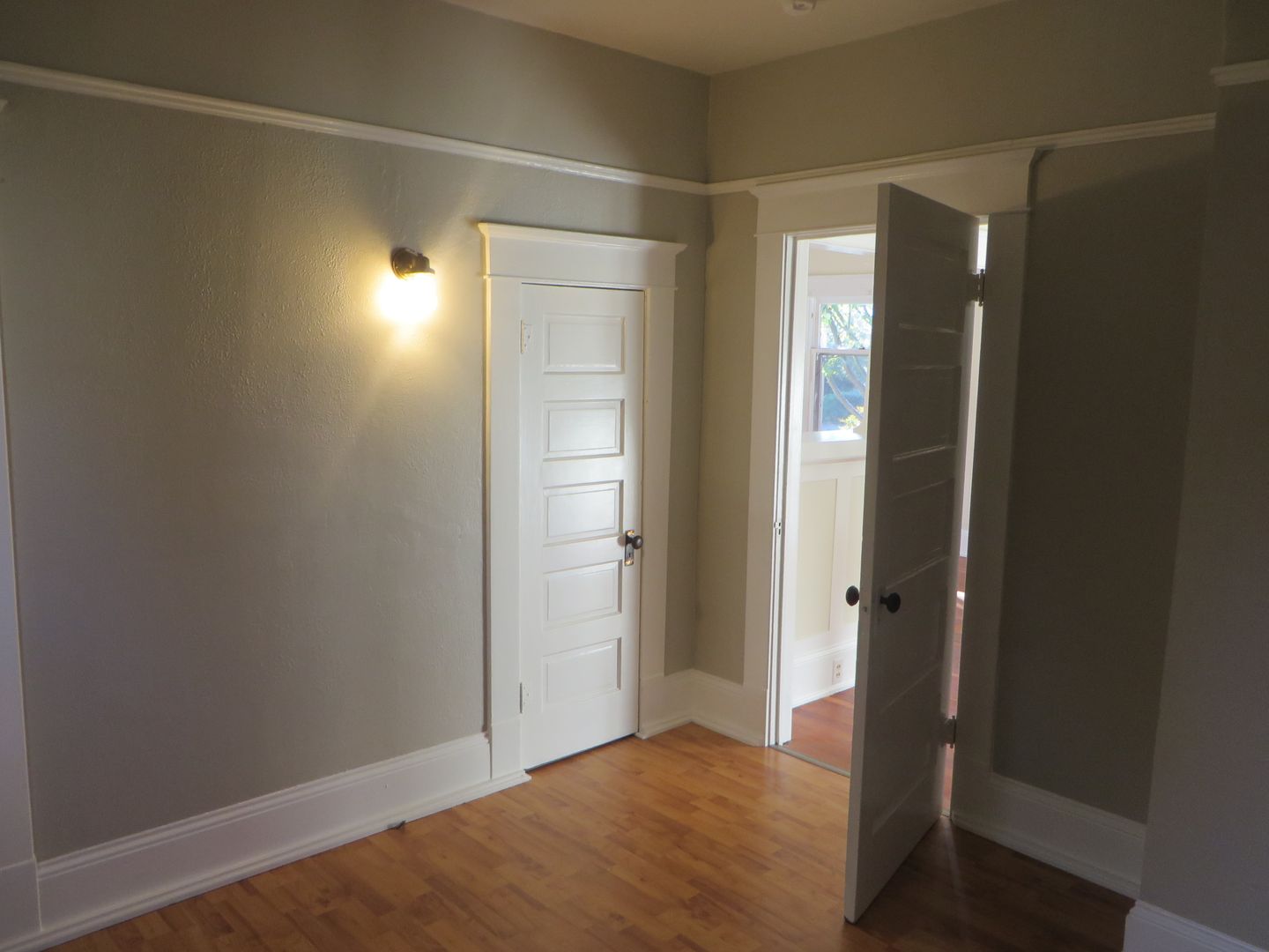 2 beds, 1 bath, $1,395