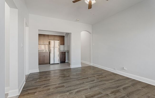Studio, 1 bath, 375 sqft, $1,495, Unit 609