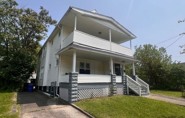 E. 114th St. 4275