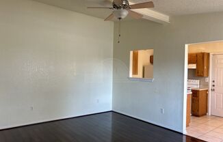 2 beds, 1 bath, $1,095