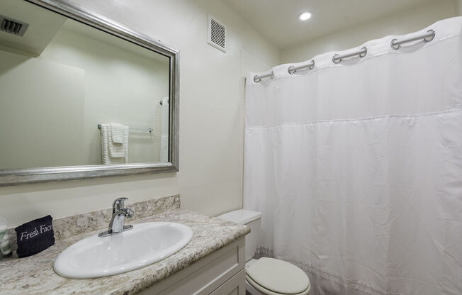 1 bed, 1 bath, 750 sqft, $1,635