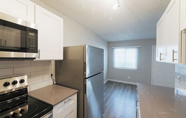 1 bed, 1 bath, 677 sqft, $1,050, Unit A142